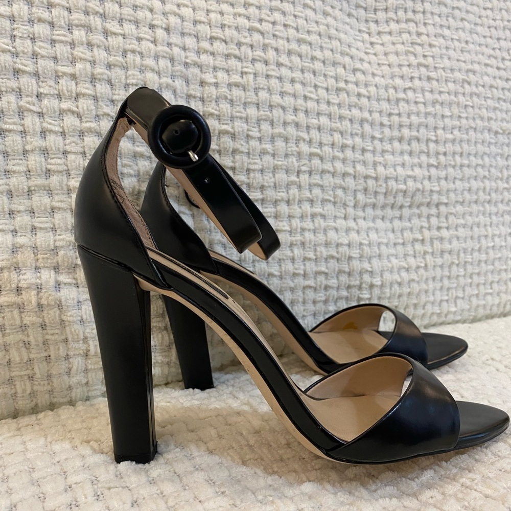 Zara heeled sandals black sz 39